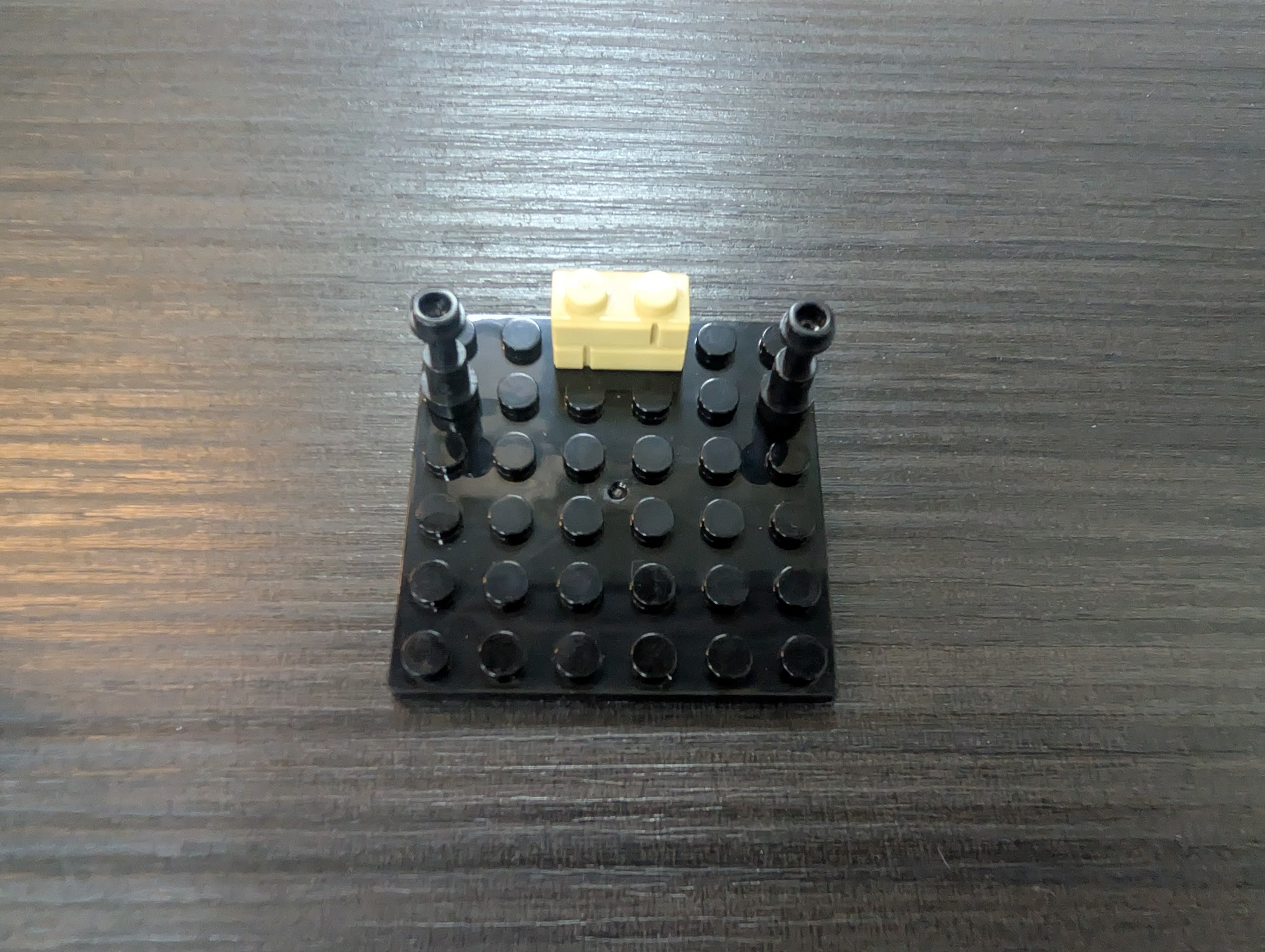 多功能展示底座